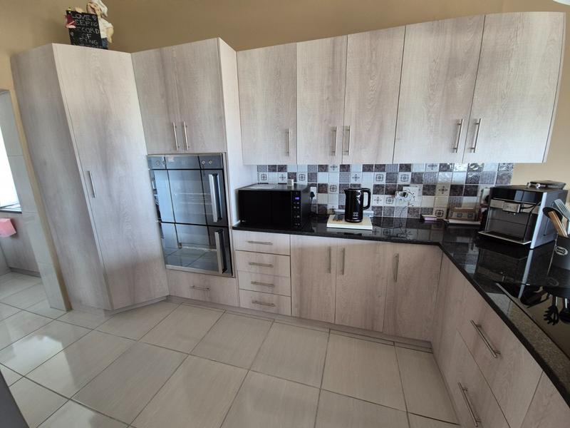 To Let 3 Bedroom Property for Rent in Blue Ridge Western Cape